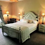 Laburnum 4* Tullow