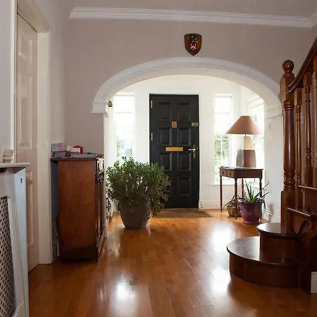 فندق مبيت وإفطار Laburnum 4*